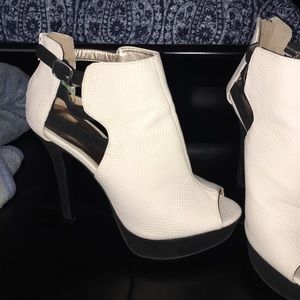 Cream Colored Heels!